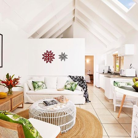 Motu Beachfront Art Villas Rarotonga Exterior photo